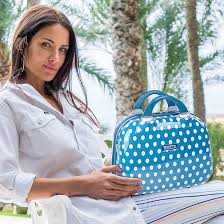 Neceser de Viaje ITACA: Elegancia y Calidad en Movimiento